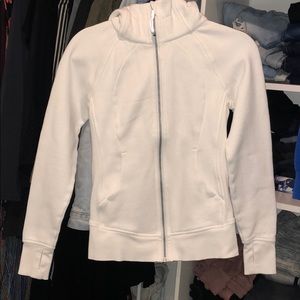 White lululemon sweatshirt